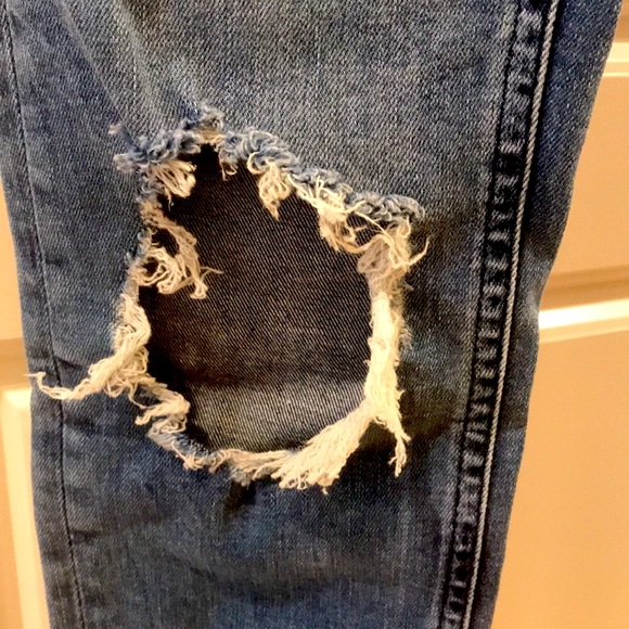 Free People Jeans with Knee Rips, Women's Size 27 L, Denim Blue, New with Tags - Picture 7 of 10